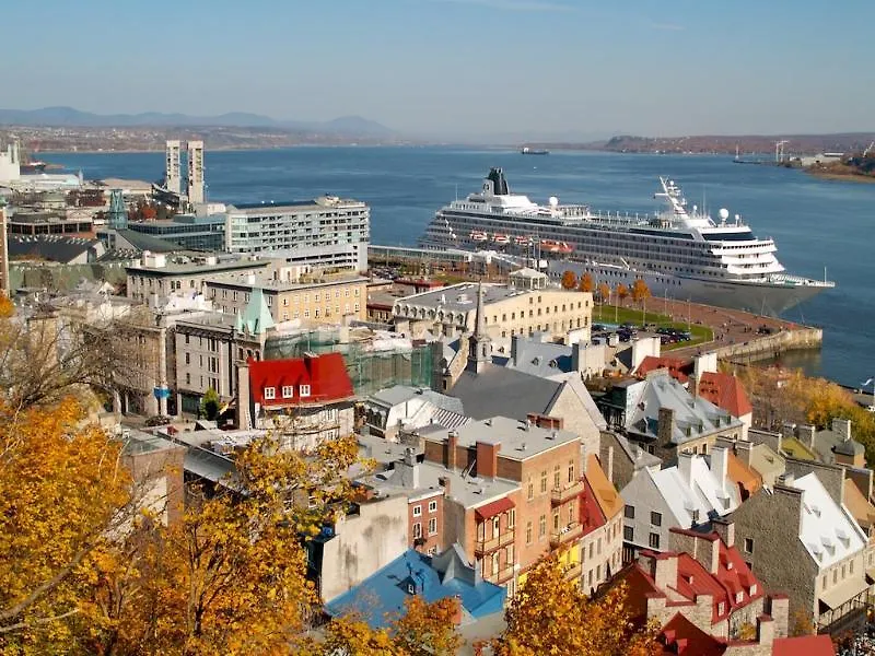 Hotel Ambassadeur Et Suites Quebec City 3*,